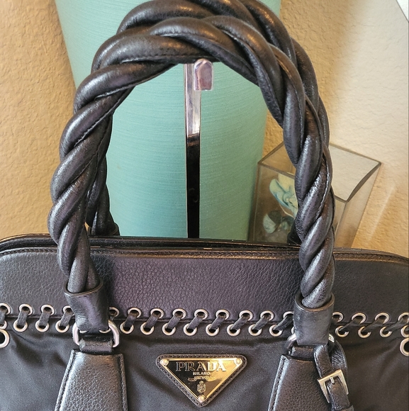 Prada Tessuto Gaufre handbag - Picture 2 of 12